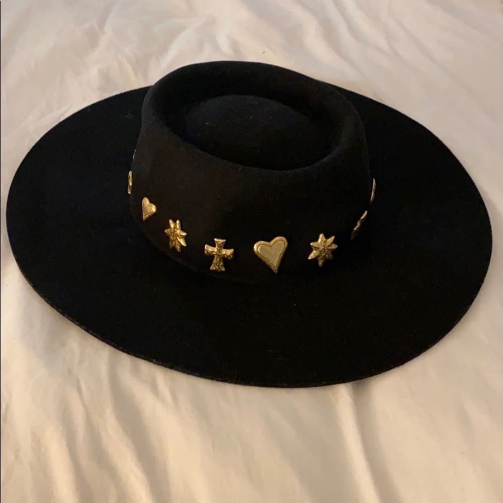 Lack of color hat